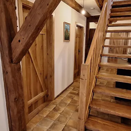 Apartament Ve Starem Pivovaru Malesov